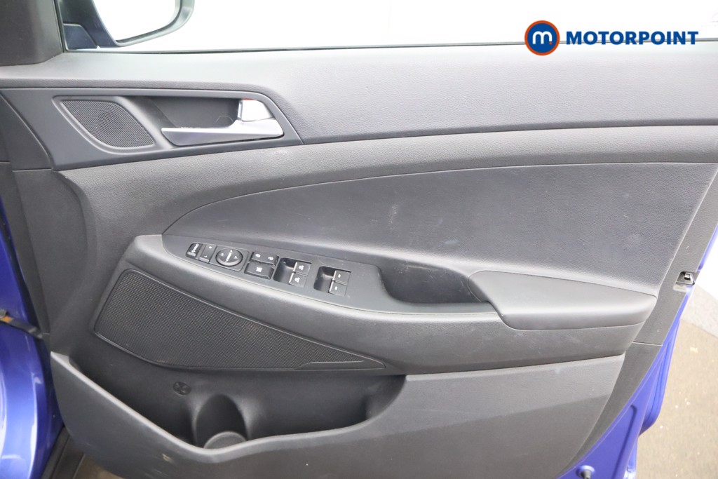 Hyundai Tucson Se Nav Manual Petrol SUV - Stock Number (1601696) - 12th supplementary image