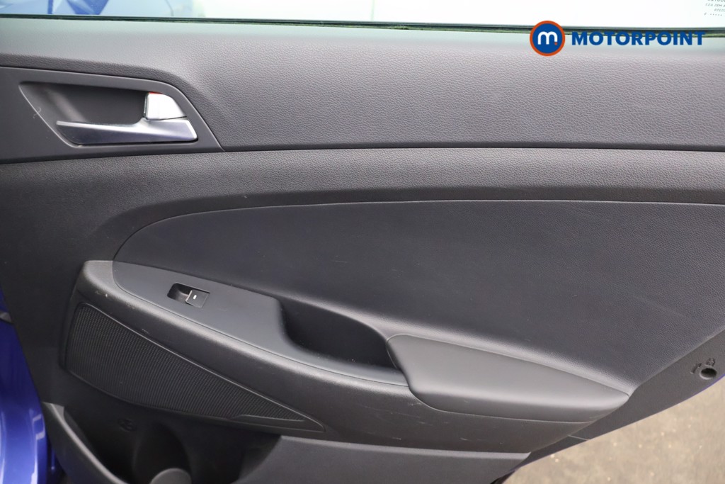 Hyundai Tucson Se Nav Manual Petrol SUV - Stock Number (1601696) - 17th supplementary image