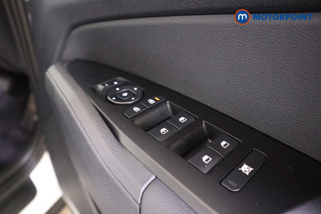 KIA Sportage Pure Automatic Petrol-Electric Hybrid SUV - Stock Number (1602026) - 12th supplementary image