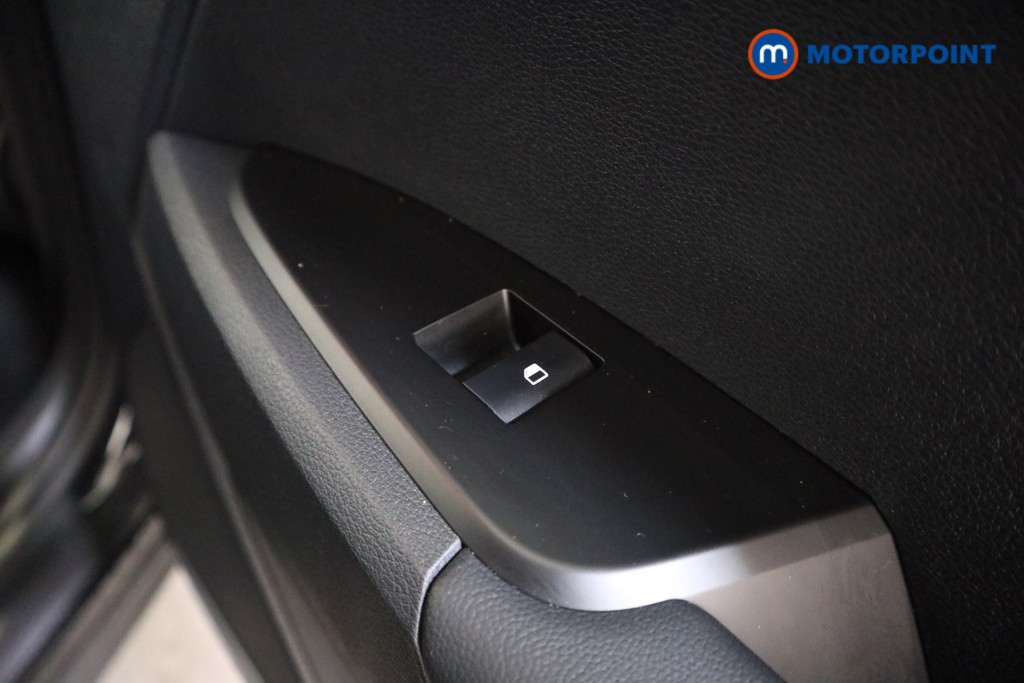 KIA Sportage Pure Automatic Petrol-Electric Hybrid SUV - Stock Number (1602045) - 18th supplementary image