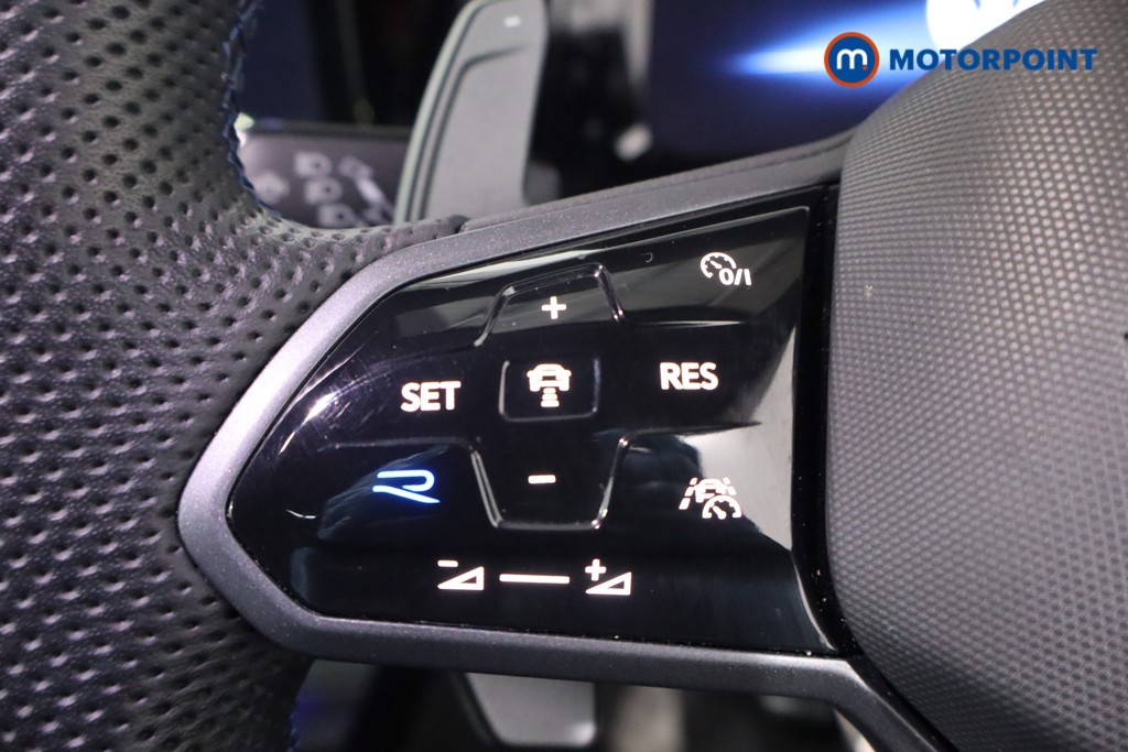 Volkswagen Golf R Automatic Petrol Hatchback - Stock Number (1602635) - 7th supplementary image