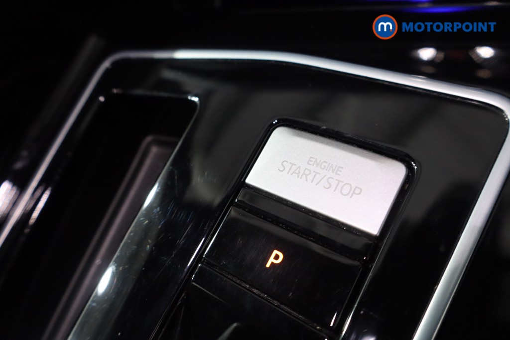 Volkswagen Golf R Automatic Petrol Hatchback - Stock Number (1602635) - 20th supplementary image