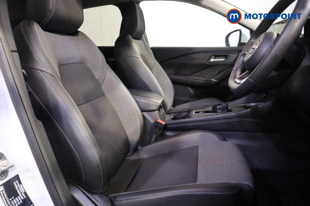 Nissan Qashqai N-Connecta Automatic Petrol-Electric Hybrid SUV - Stock Number (1602833) - 13th supplementary image