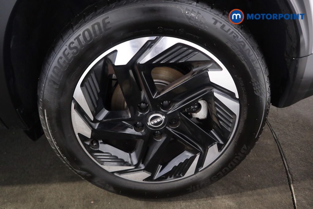 Nissan Qashqai N-Connecta Automatic Petrol-Electric Hybrid SUV - Stock Number (1602833) - 22nd supplementary image