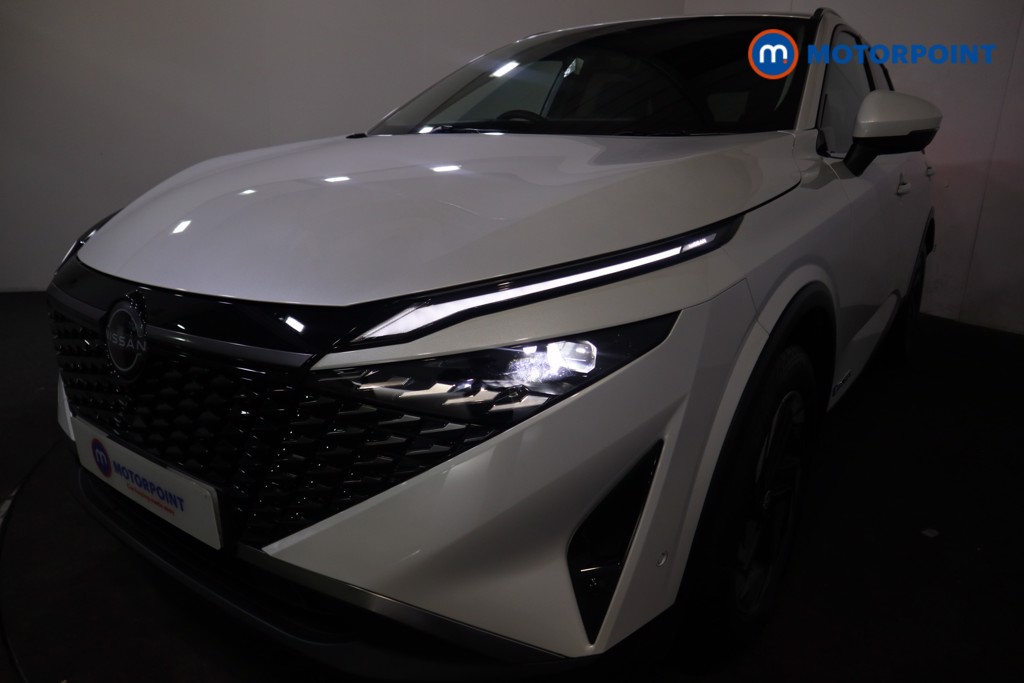 Nissan Qashqai N-Connecta Automatic Petrol-Electric Hybrid SUV - Stock Number (1602833) - 32nd supplementary image