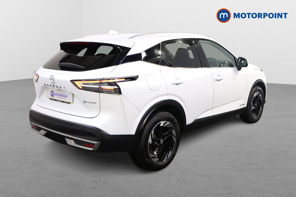 Nissan Qashqai N-Connecta Automatic Petrol-Electric Hybrid SUV - Stock Number (1602833) - Drivers side rear corner