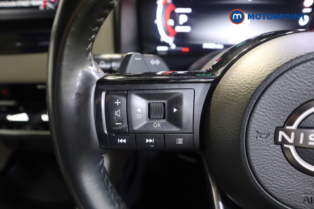 Nissan Qashqai Tekna Automatic Petrol SUV - Stock Number (1602952) - 3rd supplementary image