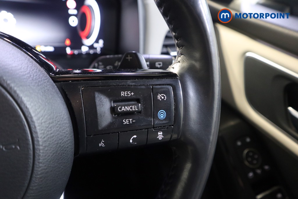 Nissan Qashqai Tekna Automatic Petrol SUV - Stock Number (1602952) - 4th supplementary image