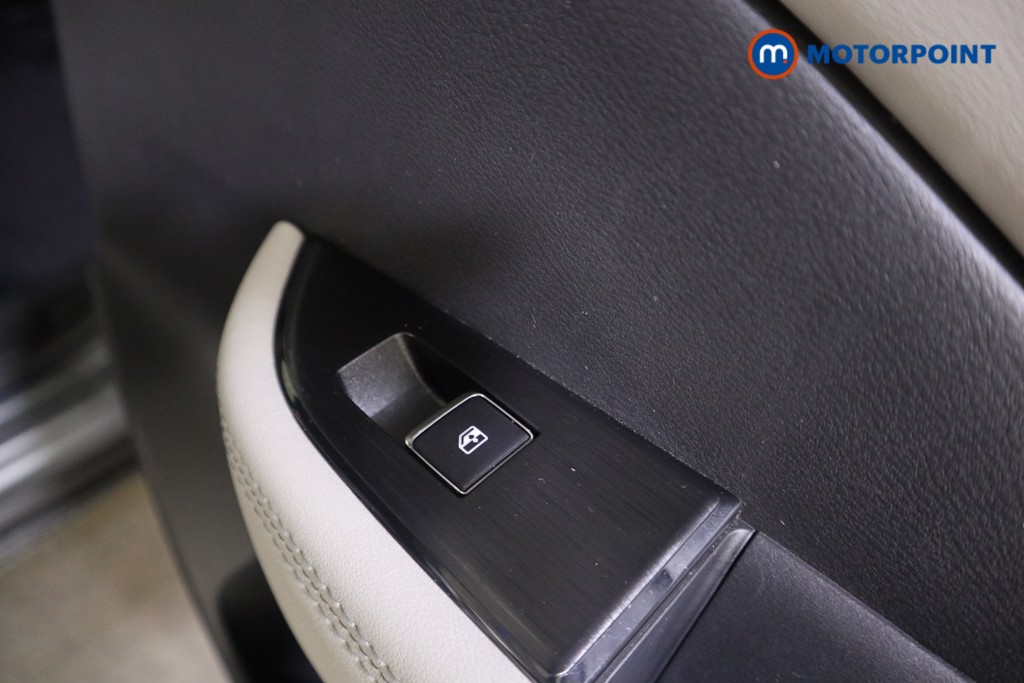 Nissan Qashqai Tekna Automatic Petrol SUV - Stock Number (1602952) - 17th supplementary image