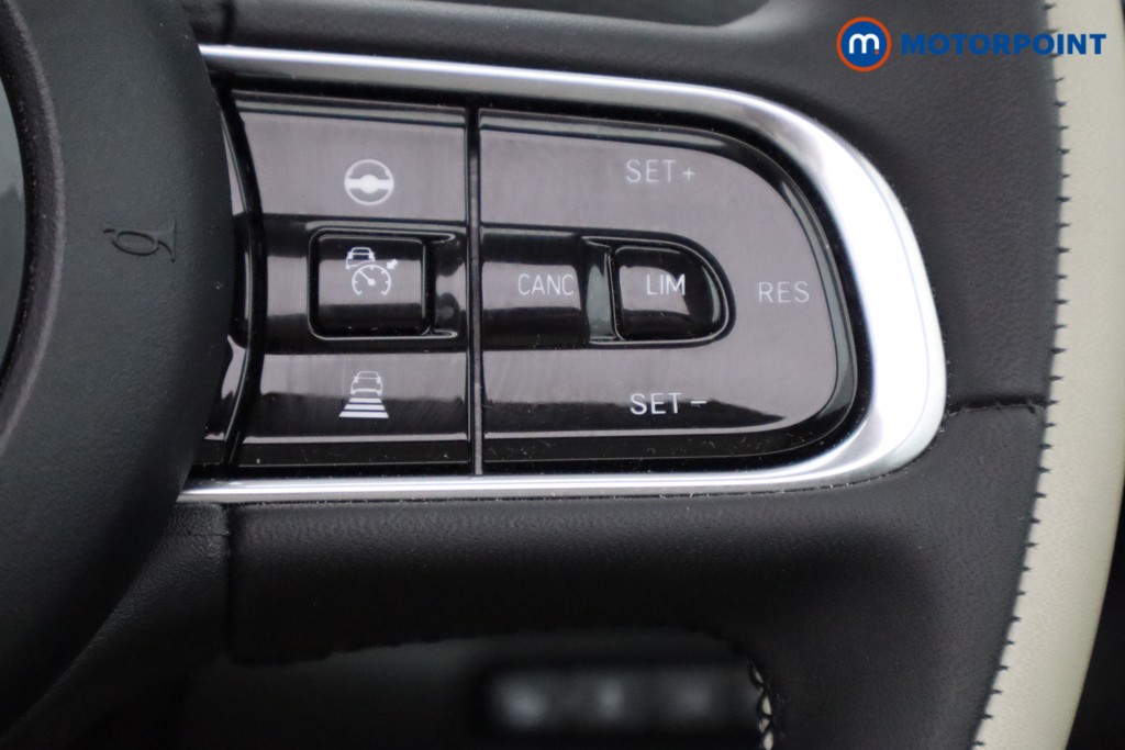 Fiat 500 La Prima Automatic Electric Convertible - Stock Number (1603045) - 4th supplementary image