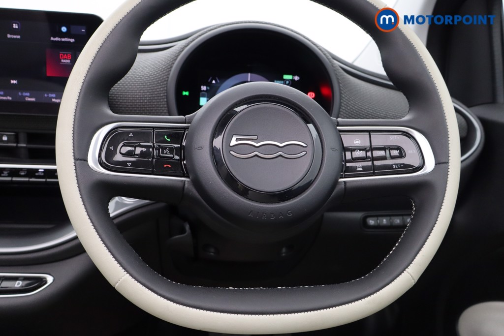 Fiat 500 La Prima Automatic Electric Convertible - Stock Number (1603045) - 5th supplementary image