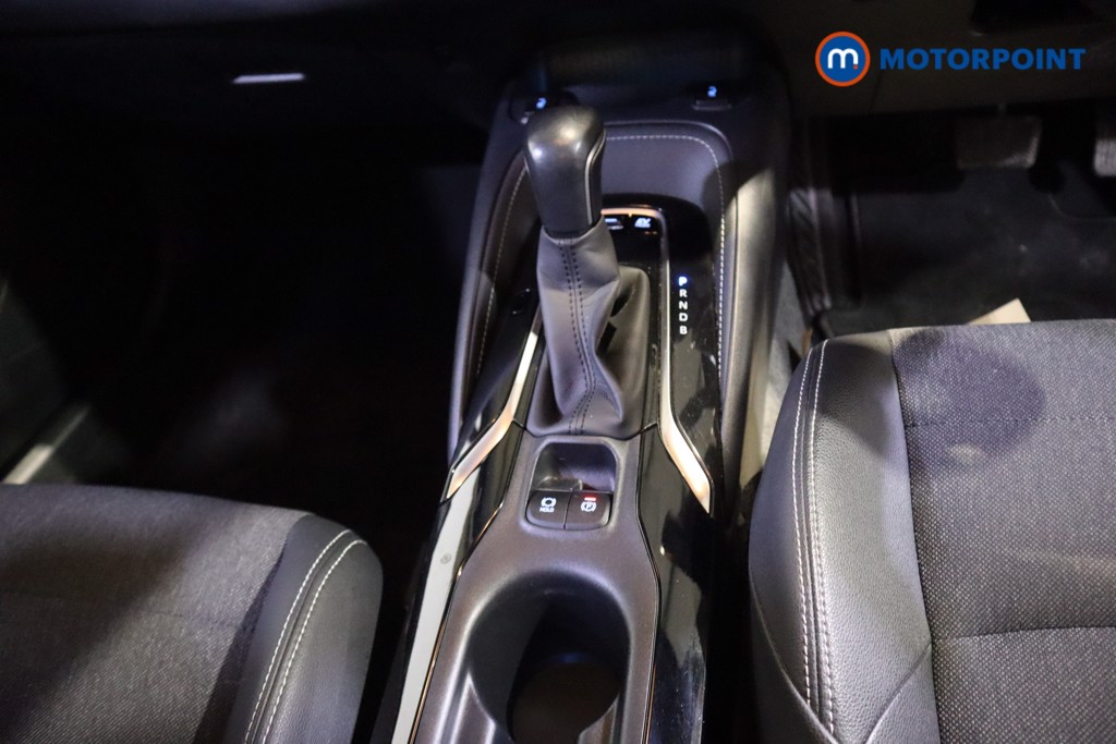 Toyota Corolla Design Automatic Petrol-Electric Hybrid Hatchback - Stock Number (1603379) - 6th supplementary image