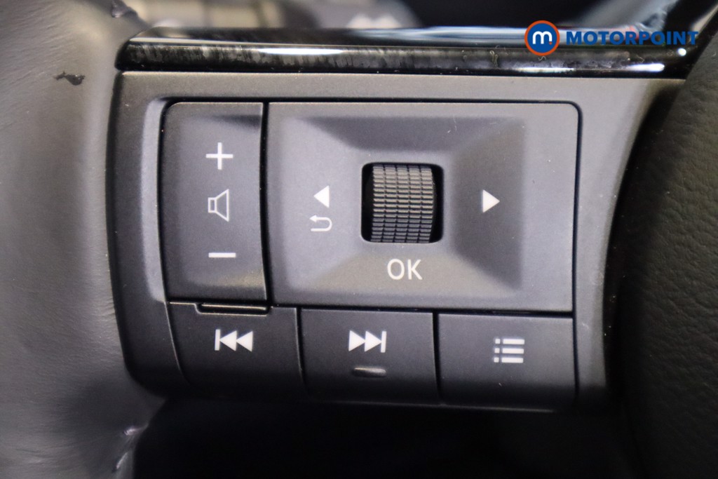 Nissan Qashqai N-Connecta Manual Petrol SUV - Stock Number (1603585) - 18th supplementary image