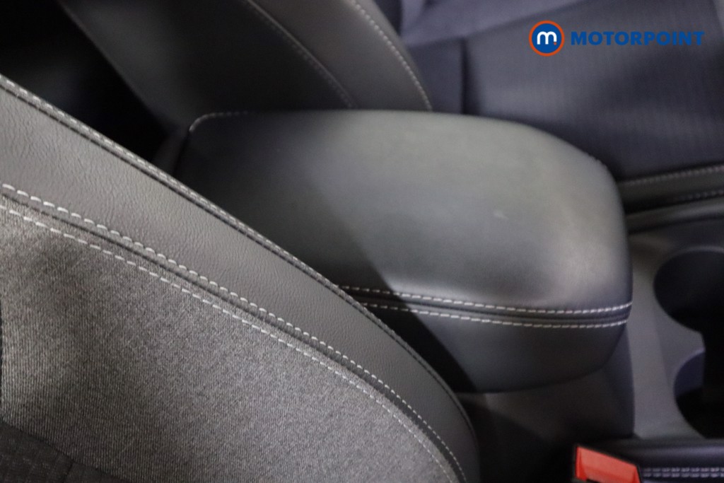 Nissan Qashqai N-Connecta Manual Petrol SUV - Stock Number (1603585) - 25th supplementary image