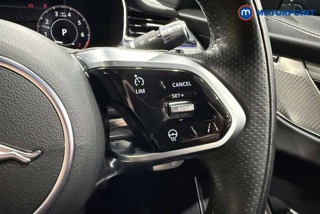 Jaguar F-Pace R-Dynamic Se Automatic Petrol SUV - Stock Number (1603696) - 6th supplementary image