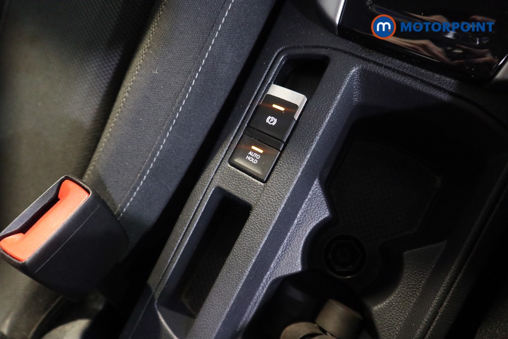 Volkswagen T-Roc Life Manual Petrol SUV - Stock Number (1603751) - 9th supplementary image