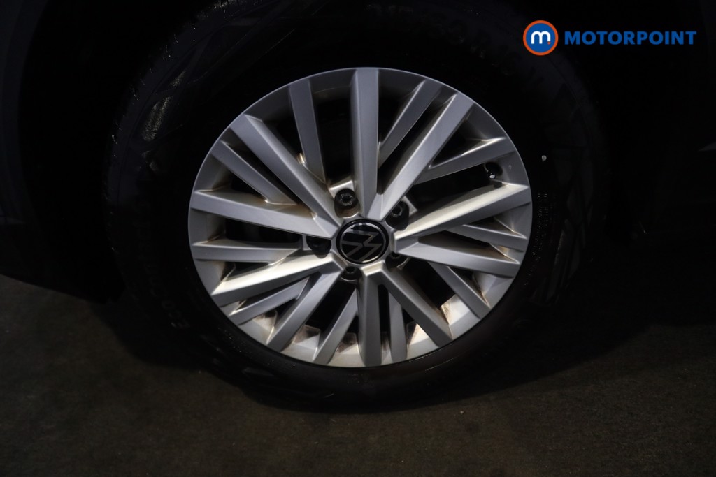 Volkswagen T-Roc Life Manual Petrol SUV - Stock Number (1603751) - 21st supplementary image