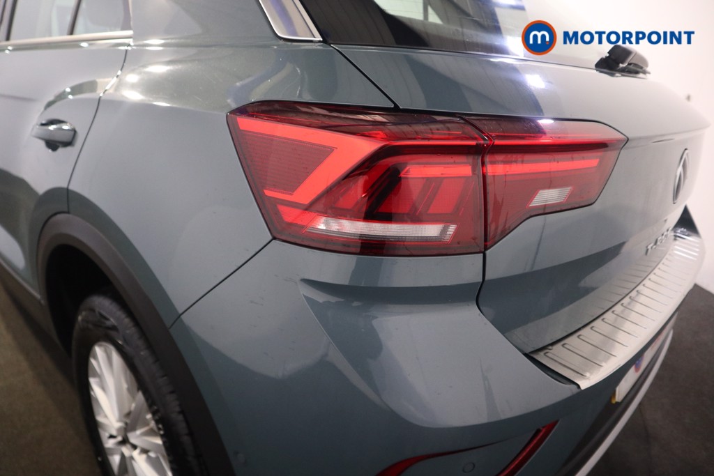 Volkswagen T-Roc Life Manual Petrol SUV - Stock Number (1603751) - 24th supplementary image
