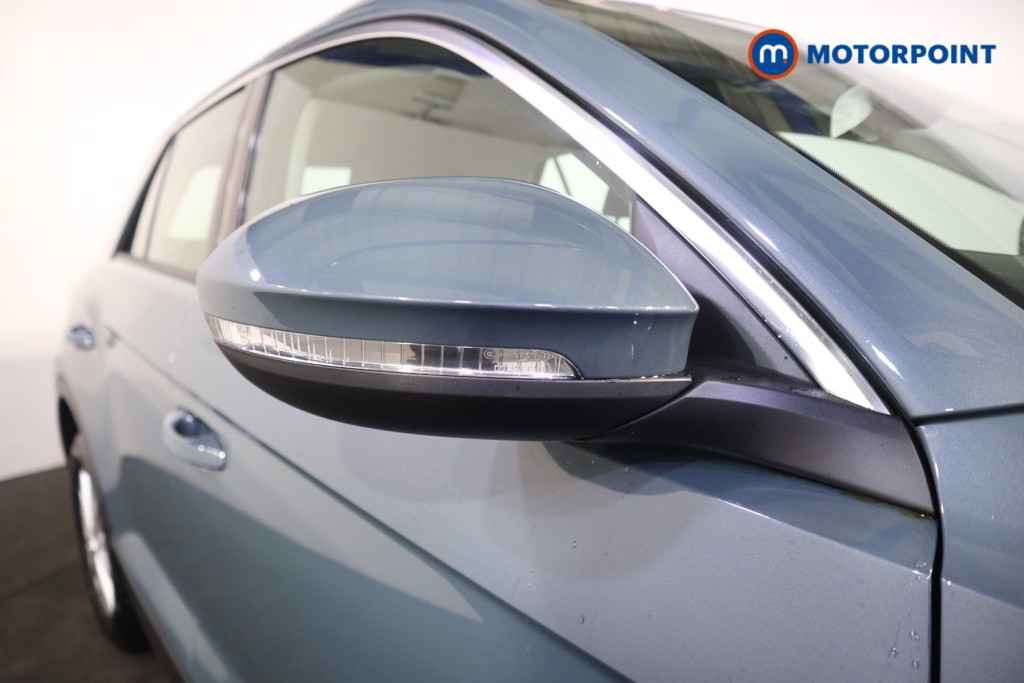 Volkswagen T-Roc Life Manual Petrol SUV - Stock Number (1603751) - 28th supplementary image