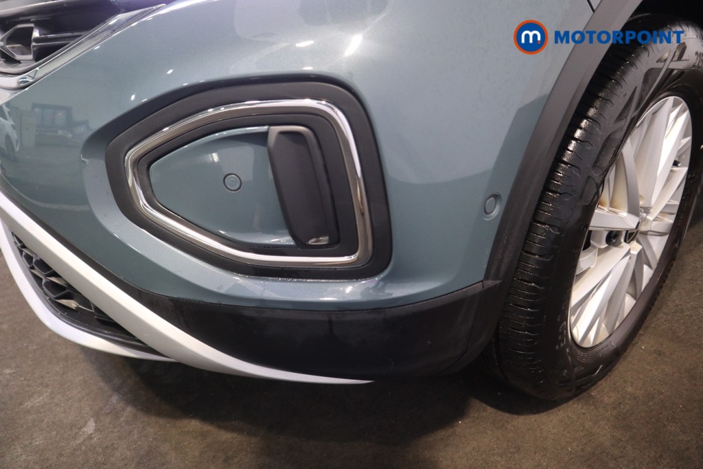 Volkswagen T-Roc Life Manual Petrol SUV - Stock Number (1603751) - 30th supplementary image