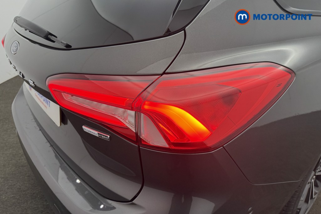 Ford Focus St-Line X Edition Manual Petrol Estate - Stock Number (1603794) - 21st supplementary image