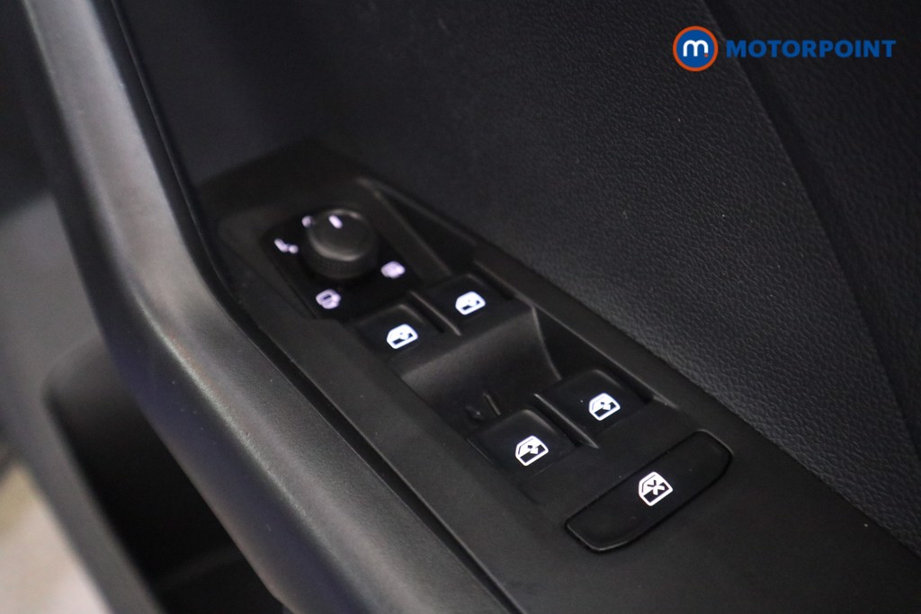 Volkswagen T-Cross SE Manual Petrol SUV - Stock Number (1604227) - 11th supplementary image