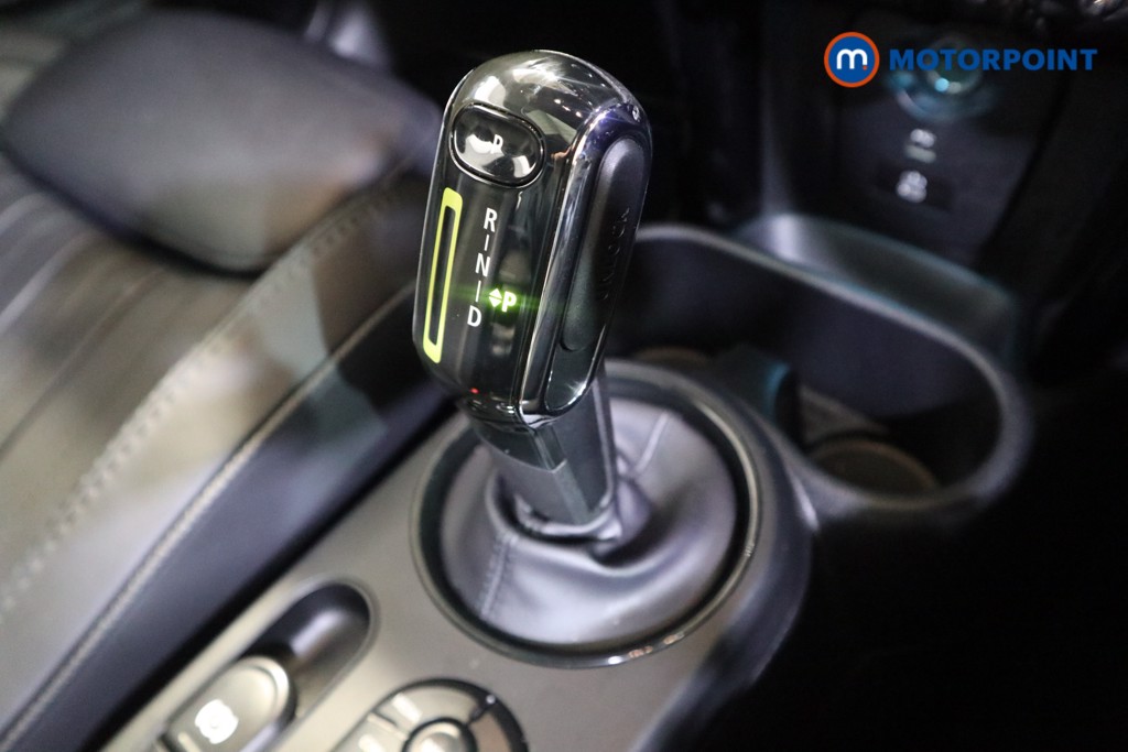 Mini Hatchback Cooper S Level 3 Automatic Electric Hatchback - Stock Number (1604543) - 9th supplementary image