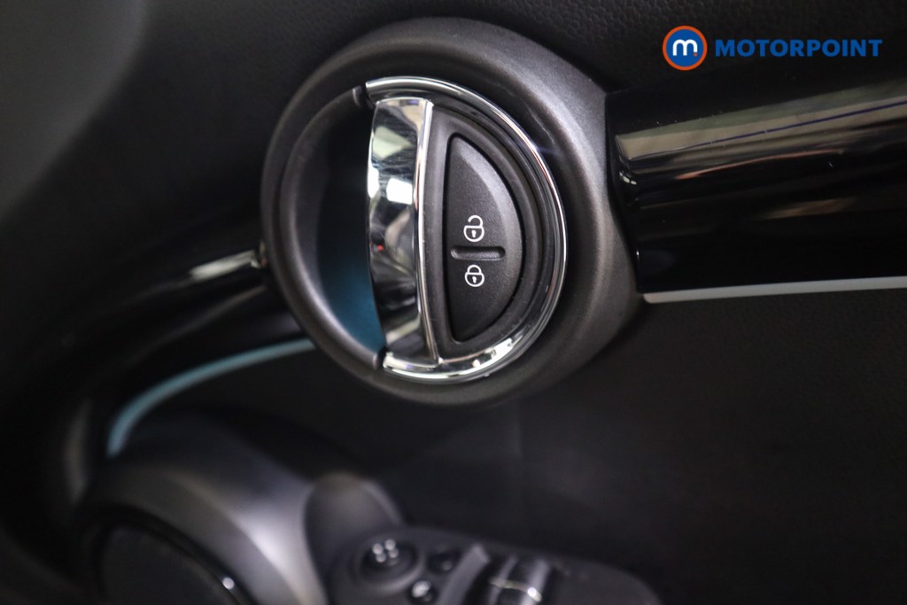 Mini Hatchback Cooper S Level 3 Automatic Electric Hatchback - Stock Number (1604543) - 12th supplementary image