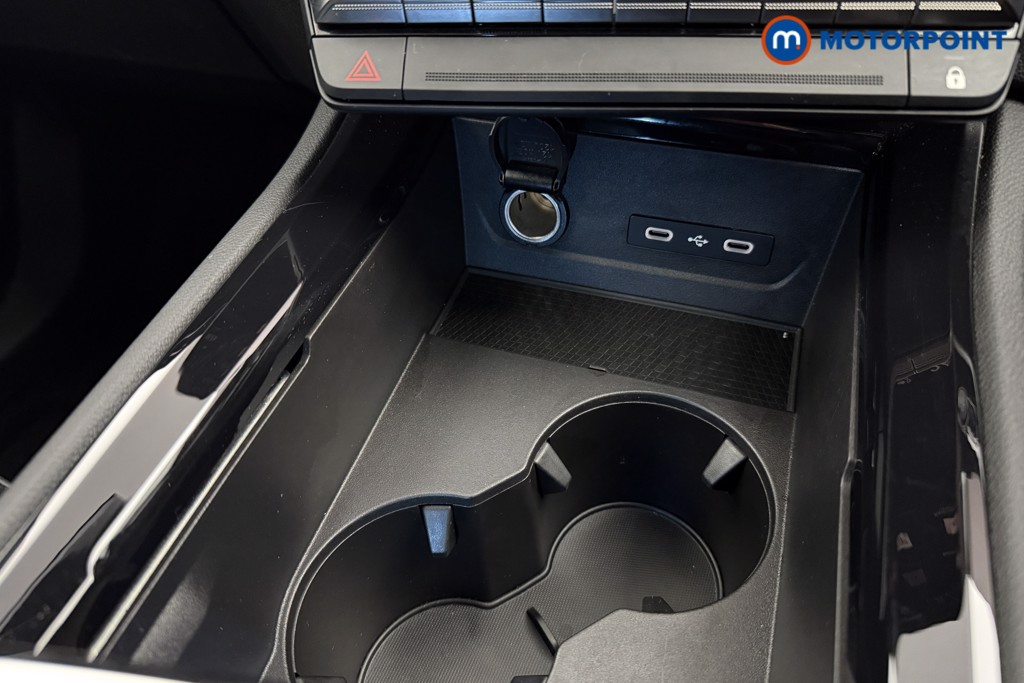 Renault Rafale Iconic Esprit Alpine Automatic Petrol-Electric Hybrid SUV - Stock Number (1604805) - 17th supplementary image