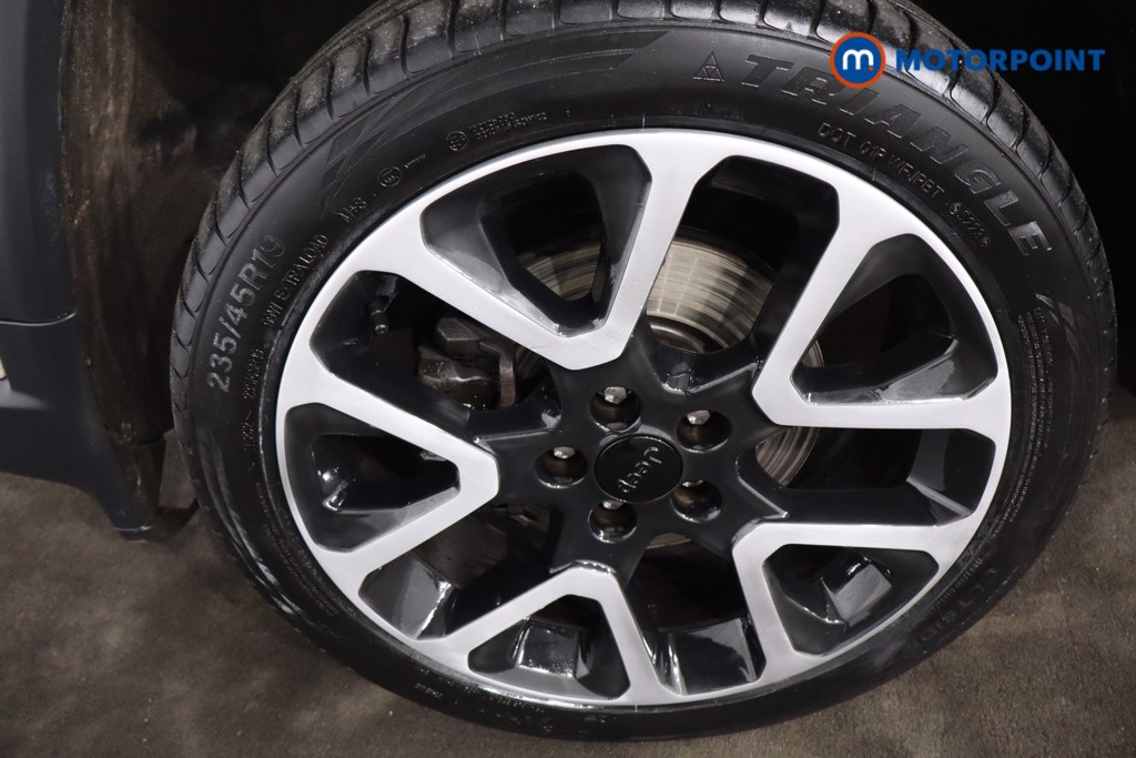 Jeep Compass Limited Automatic Petrol SUV - Stock Number (1605276) - 11th supplementary image