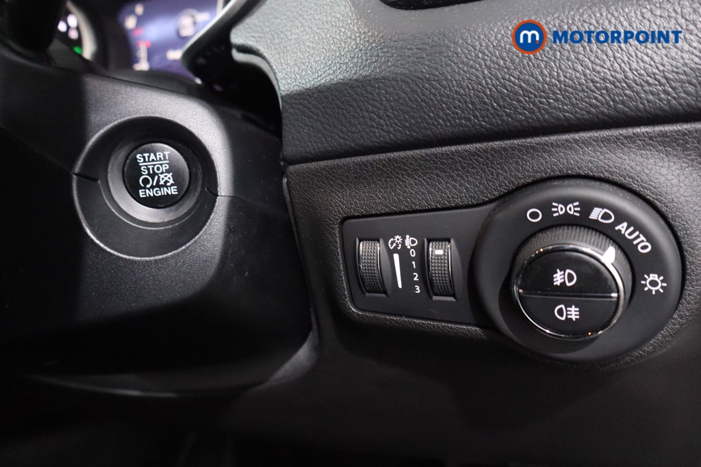 Jeep Compass Limited Automatic Petrol SUV - Stock Number (1605276) - 17th supplementary image