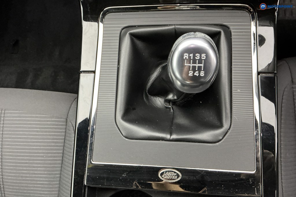 Land Rover Range Rover Evoque R-Dynamic Manual Diesel SUV - Stock Number (1598075) - 17th supplementary image