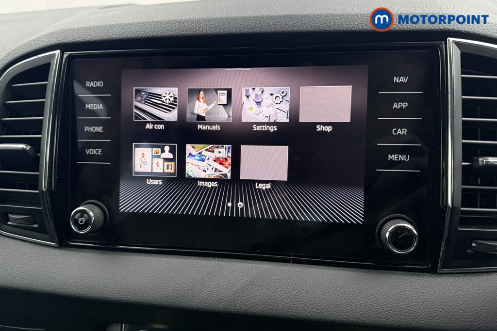 Skoda Karoq Se Drive Manual Petrol SUV - Stock Number (1599365) - 9th supplementary image