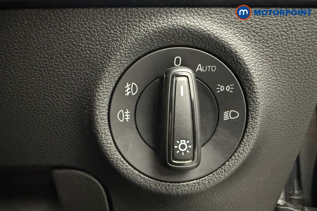 Skoda Karoq Se Drive Manual Petrol SUV - Stock Number (1599365) - 20th supplementary image