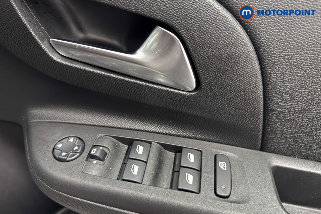 Vauxhall Corsa SRI Manual Petrol Hatchback - Stock Number (1599401) - 18th supplementary image