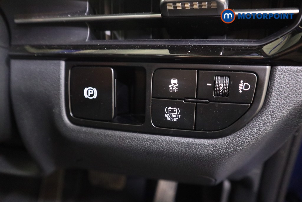 KIA Sportage Pure Automatic Petrol-Electric Hybrid SUV - Stock Number (1602011) - 10th supplementary image