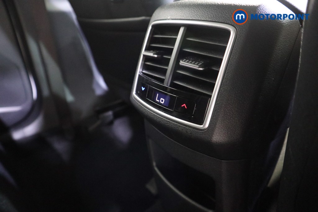 KIA Sportage Pure Automatic Petrol-Electric Hybrid SUV - Stock Number (1602017) - 17th supplementary image