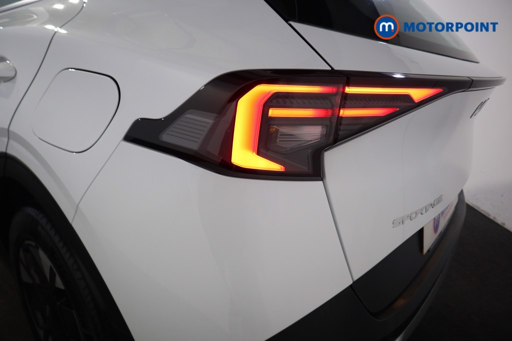 KIA Sportage Pure Automatic Petrol-Electric Hybrid SUV - Stock Number (1602017) - 26th supplementary image