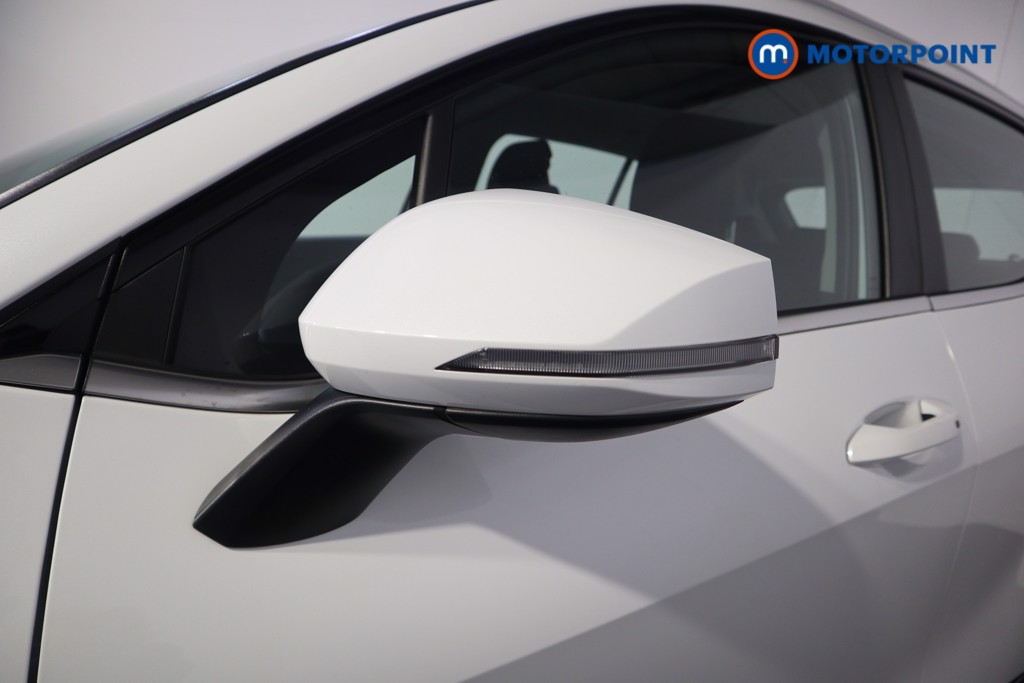 KIA Sportage Pure Automatic Petrol-Electric Hybrid SUV - Stock Number (1602017) - 30th supplementary image