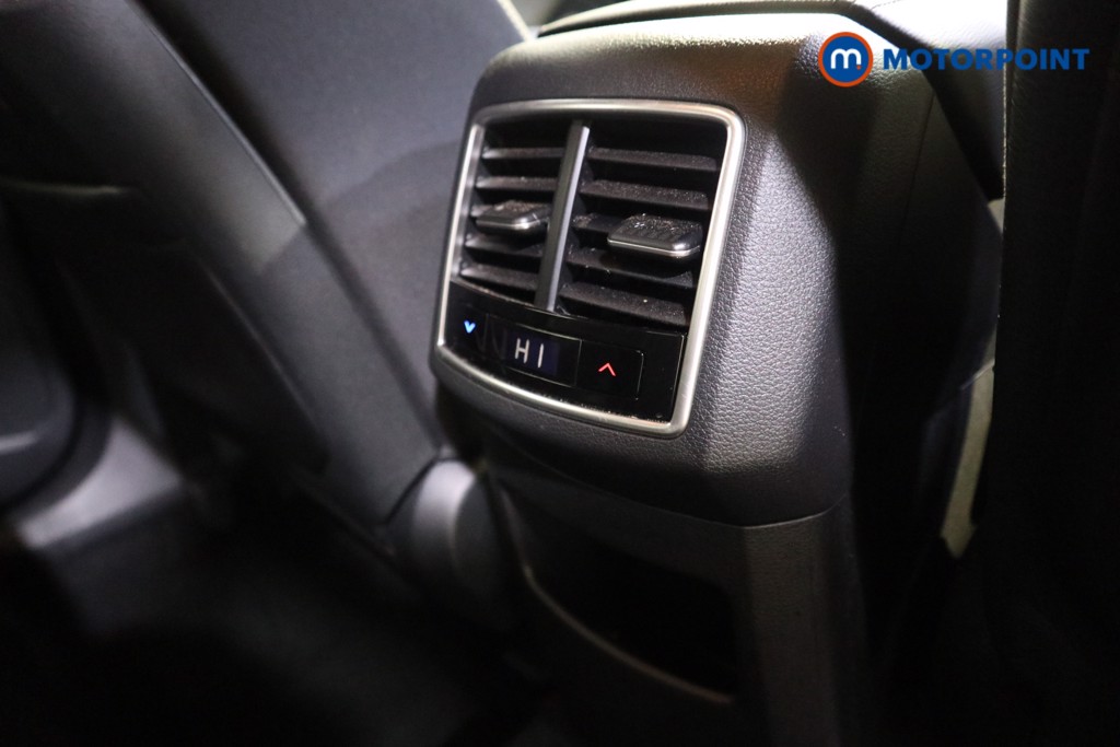 KIA Sportage Pure Automatic Petrol-Electric Hybrid SUV - Stock Number (1602036) - 15th supplementary image