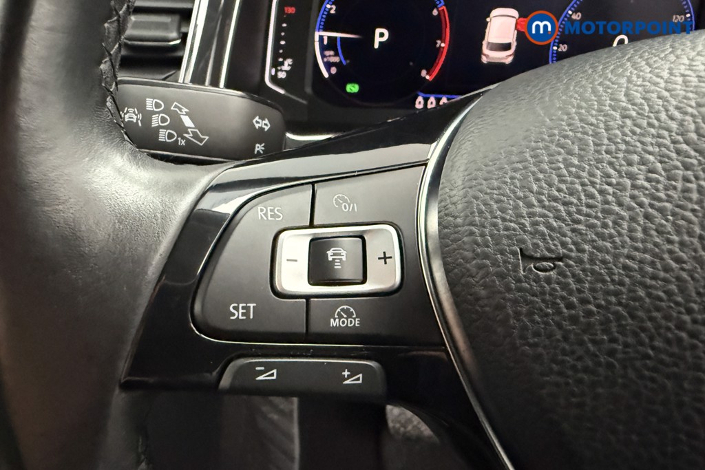 Volkswagen T-Roc SEL Automatic Petrol SUV - Stock Number (1602053) - 4th supplementary image