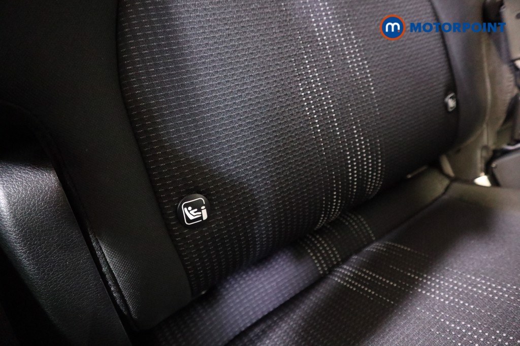 KIA Sportage Pure Automatic Petrol-Electric Hybrid SUV - Stock Number (1602308) - 16th supplementary image