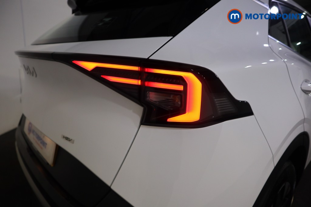 KIA Sportage Pure Automatic Petrol-Electric Hybrid SUV - Stock Number (1602308) - 27th supplementary image