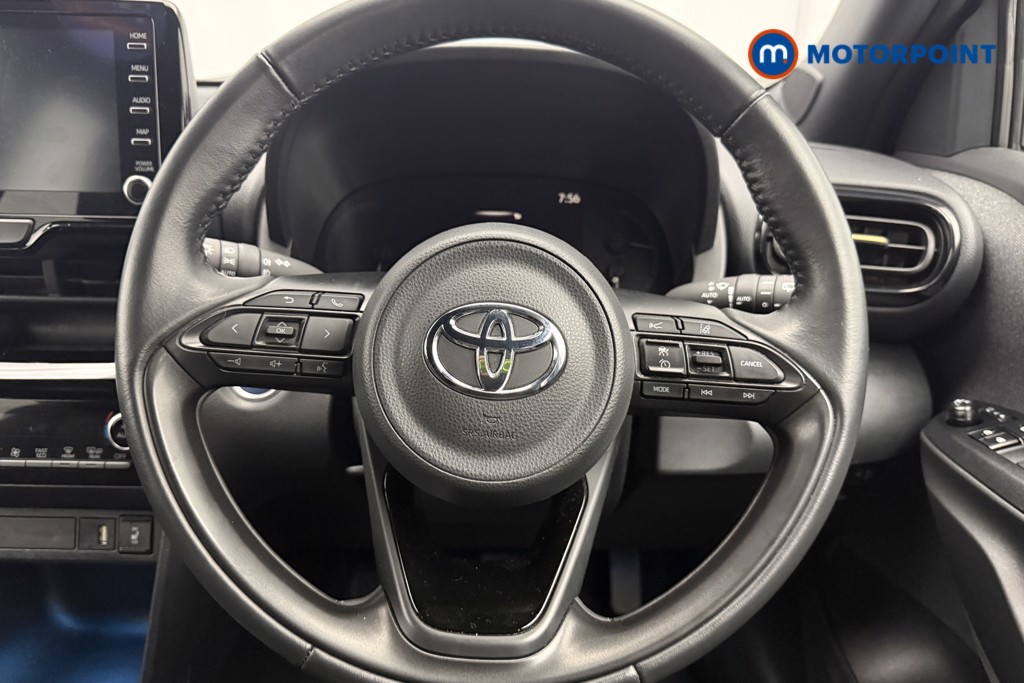 Toyota Yaris Cross Dynamic Automatic Petrol-Electric Hybrid Estate - Stock Number (1602883) - 5th supplementary image