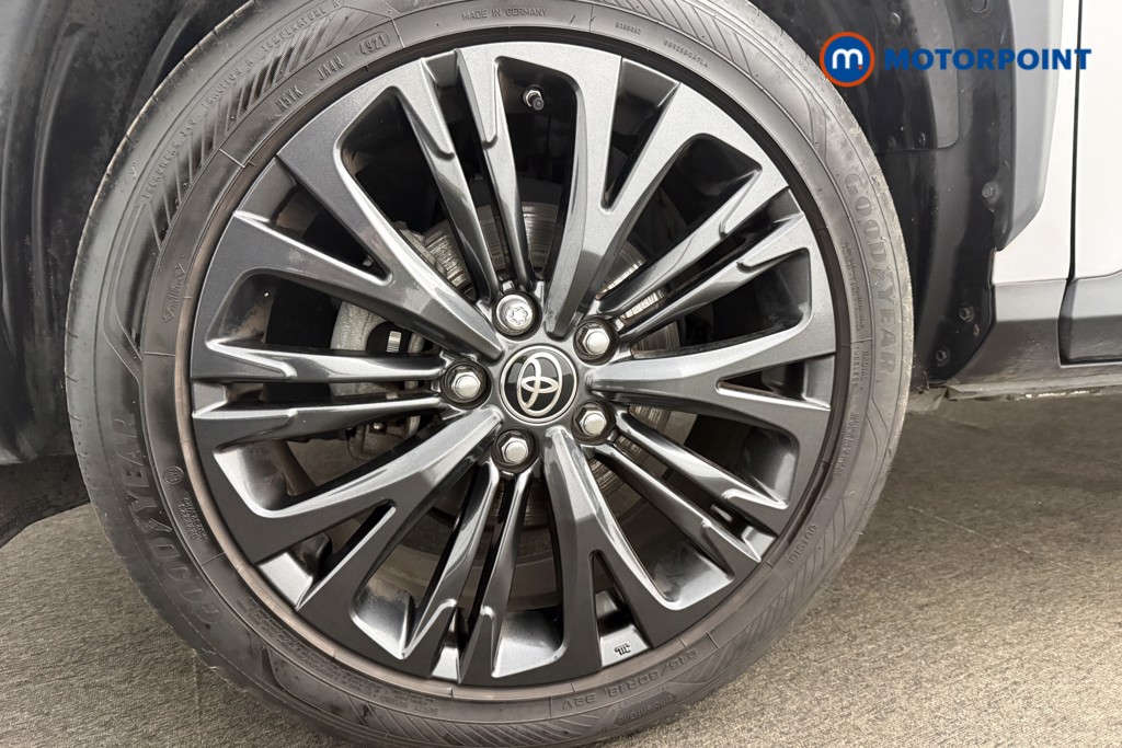 Toyota Yaris Cross Dynamic Automatic Petrol-Electric Hybrid Estate - Stock Number (1602883) - 12th supplementary image