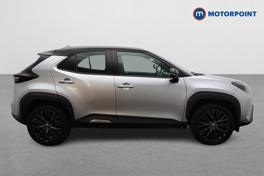 Toyota Yaris Cross Dynamic Automatic Petrol-Electric Hybrid Estate - Stock Number (1602883) - Drivers side