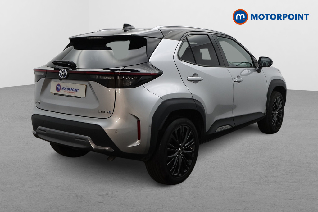 Toyota Yaris Cross Dynamic Automatic Petrol-Electric Hybrid Estate - Stock Number (1602883) - Drivers side rear corner