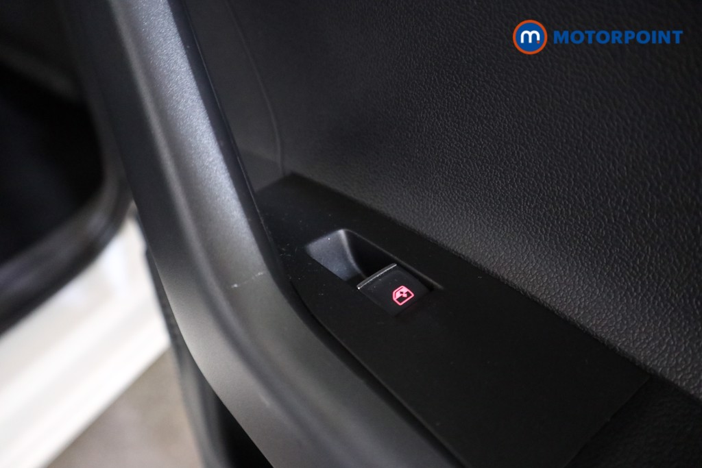 Volkswagen Polo Se Tech Edition Manual Petrol Hatchback - Stock Number (1603502) - 15th supplementary image