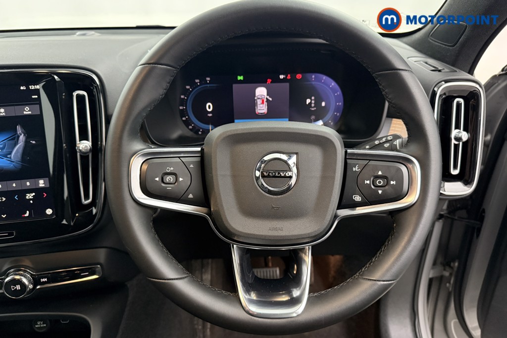 Volvo Xc40 Core Automatic Petrol SUV - Stock Number (1604785) - 3rd supplementary image