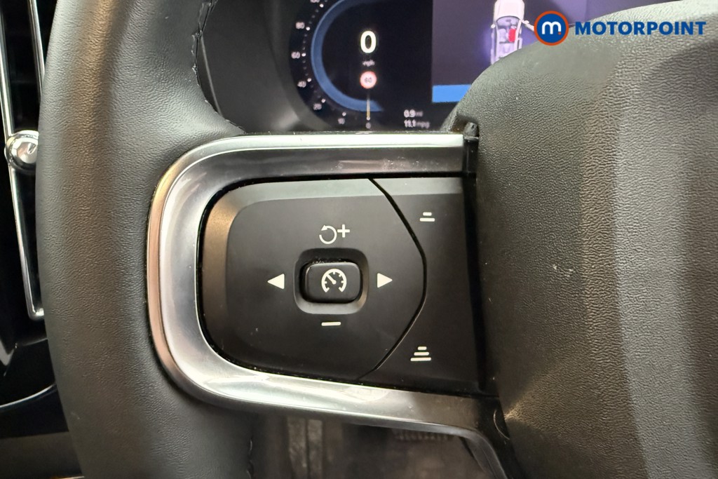 Volvo Xc40 Core Automatic Petrol SUV - Stock Number (1604785) - 4th supplementary image